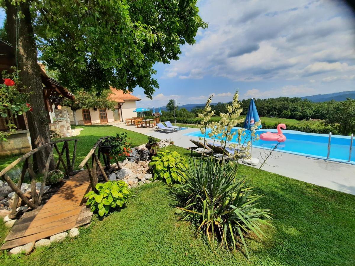 Seoski Turizam Melovic Rozanstvo Exterior foto