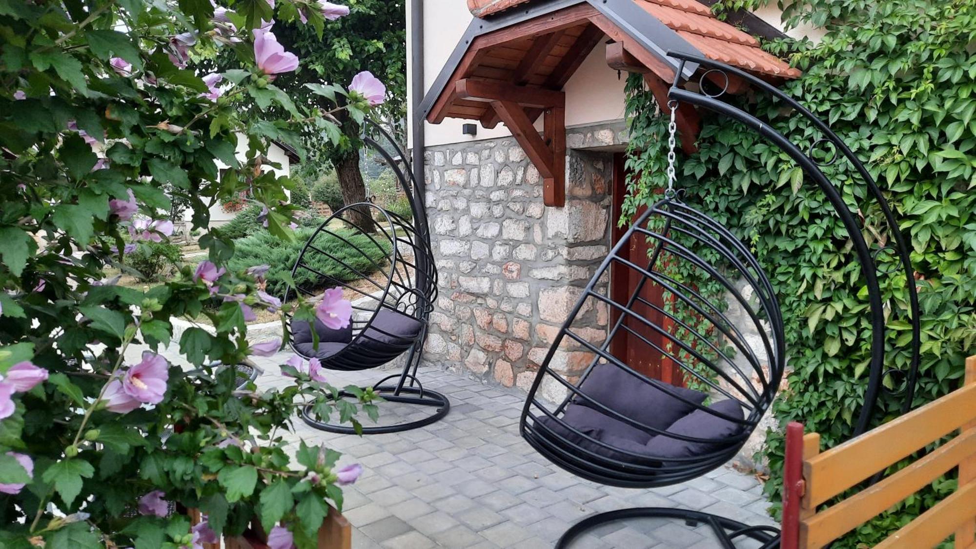 Seoski Turizam Melovic Rozanstvo Exterior foto